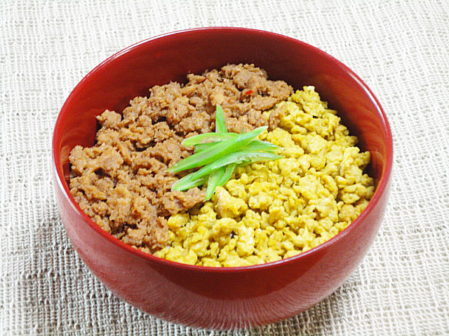 親鶏のそぼろ